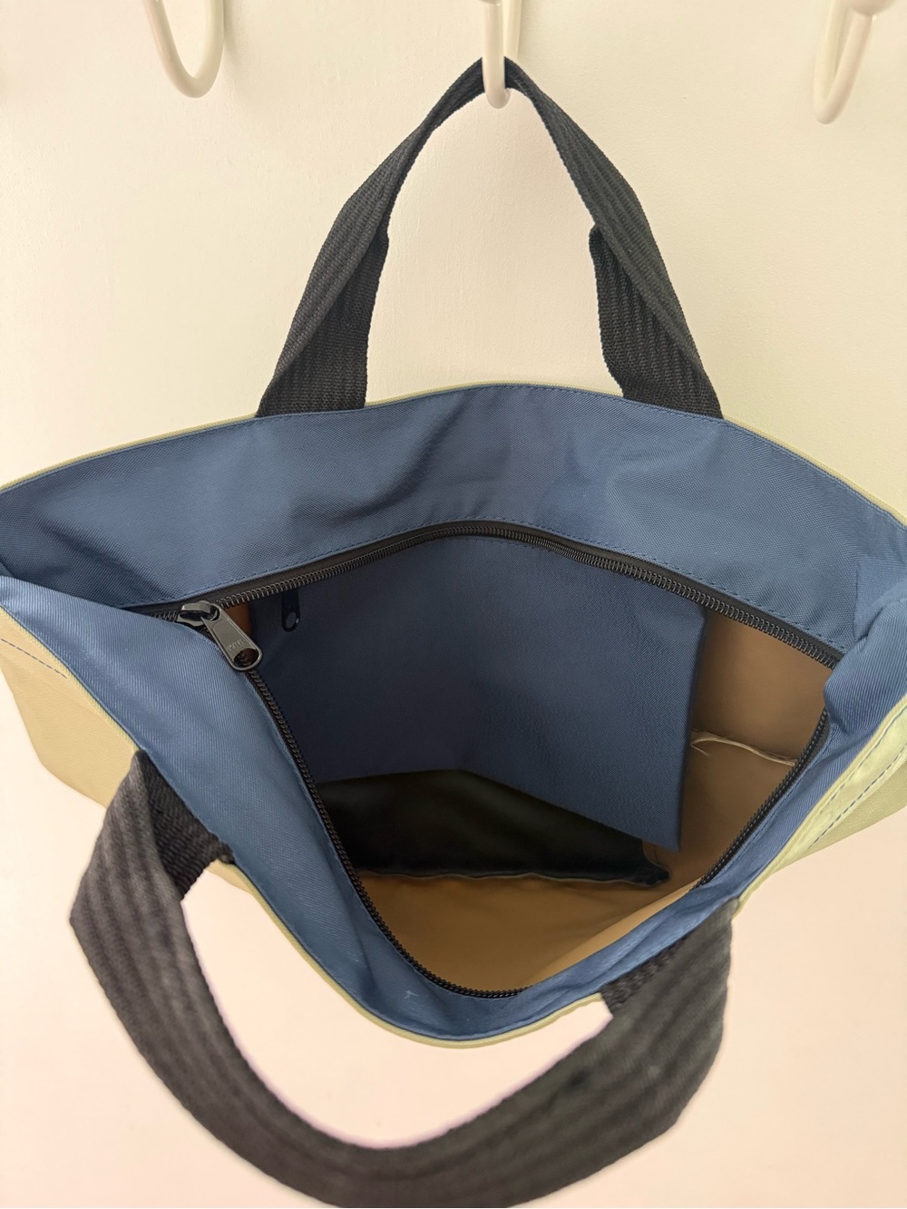 Herve Chapelier olive green nylon boat-shaped tote bag - Picture 3 of 5